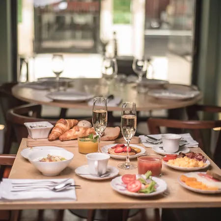 다 바이샤 호텔 4*