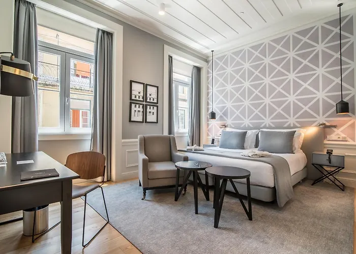 מלון Da Baixa 4*